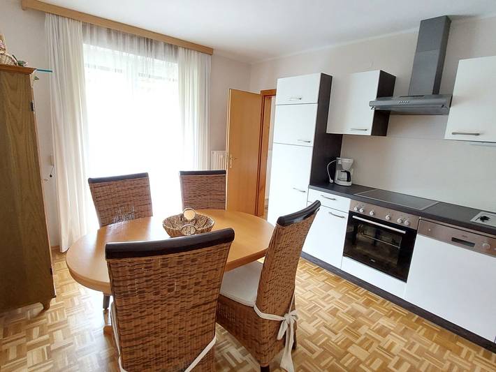 Ferienwohnung für 4 Personen, mit Garten und Balkon in Velden am Wörther See