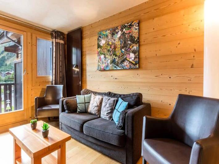 Gîte pour 6 personnes, avec balcon, adapté aux familles dans Office De Tourisme De Val D Isere - 2