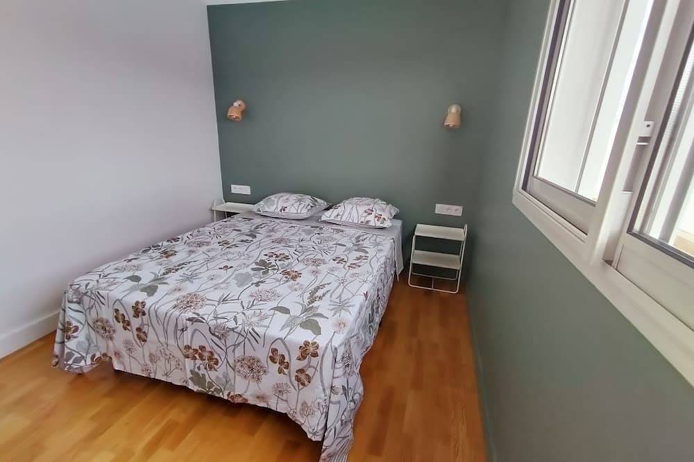 Apartamento entero, Luxury Penthouse with Eiffel Tower Views, Minutes from the Palace of Versailles in Sèvres, Altos del Sena