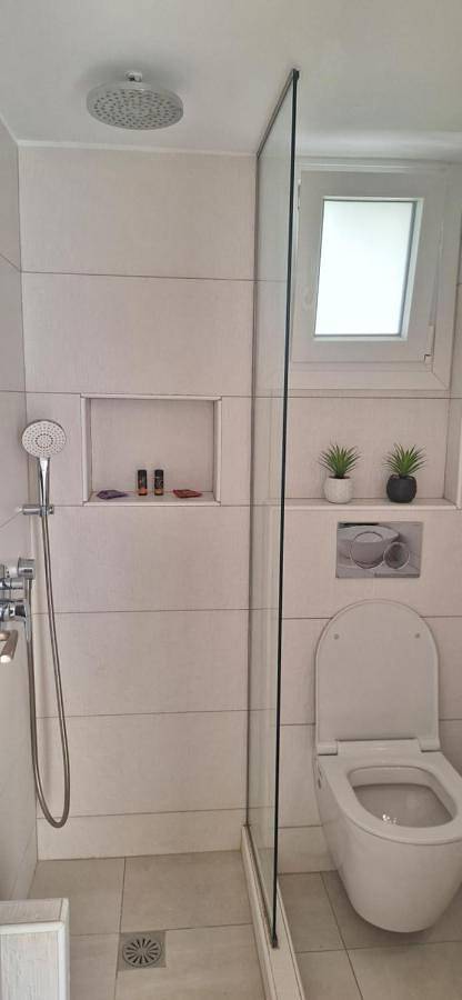 Gîte pour 3 personnes, avec vue et jardin, adapté aux familles dans Sifnos - 2