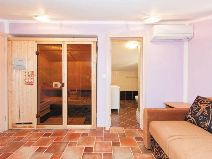 Ferienhaus für 8 Personen, mit Terrasse und Sauna, mit Haustier auf Rab - 2