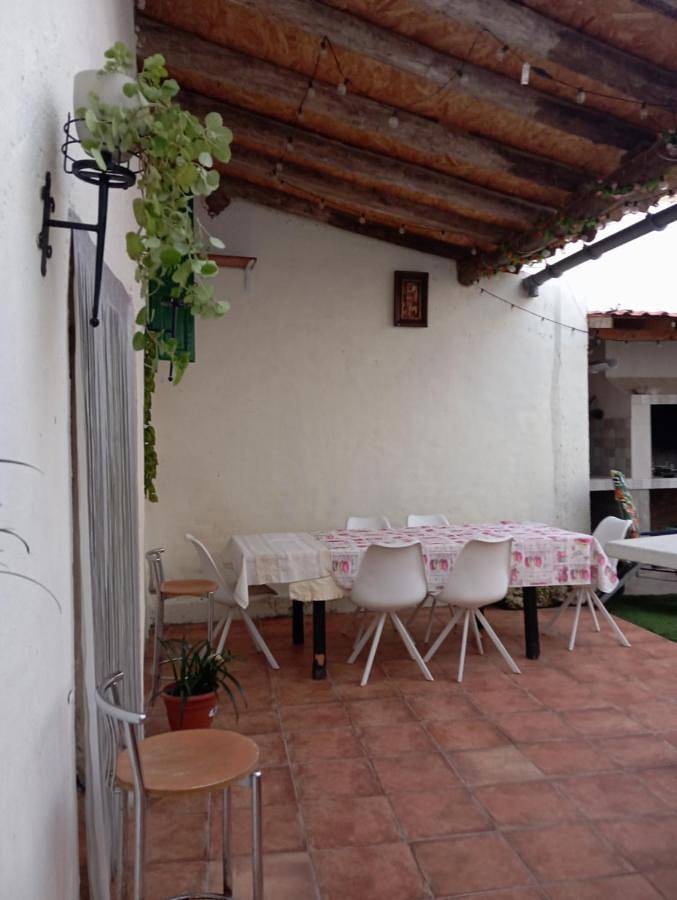 Casa rural para 8 personas, con Terraza y Jardín además de Piscina y Vistas en Uclés - 2