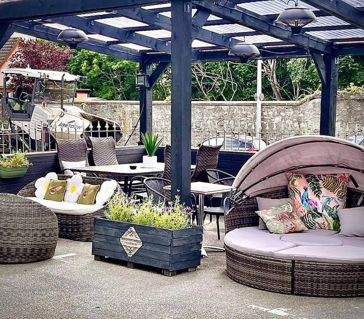 Apartamento para 2 personas, con terraza y jacuzzi, Se admiten mascotas en Inverness