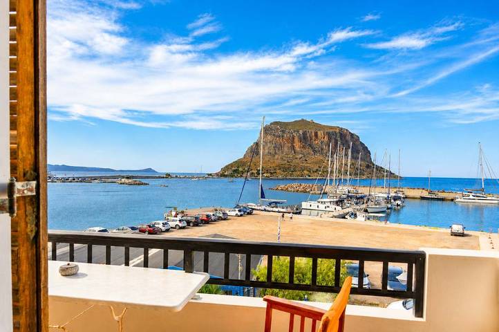 Ferienwohnung für 5 Personen, mit Garten in Monemvasia Gemeinde