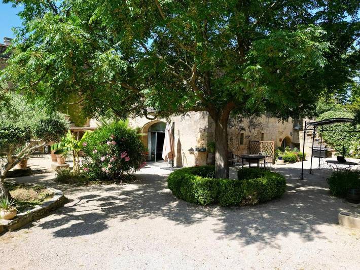 Gîte pour 4 personnes, avec vue et jardin à Argilliers