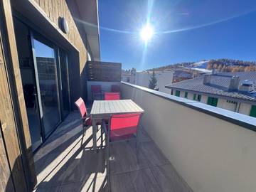 Gîte pour 4 personnes, avec terrasse et vue dans Office De Tourisme De Valberg