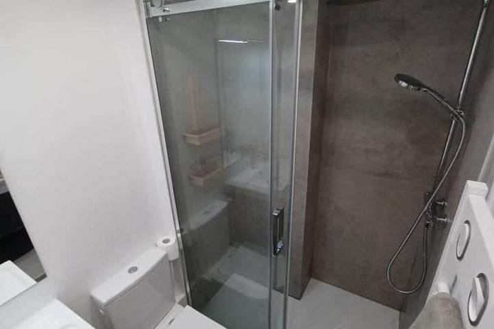 Apartamento entero, Renovated studio at the base of the slopes, covered parking in Auron, Saint-Étienne-de-Tinée