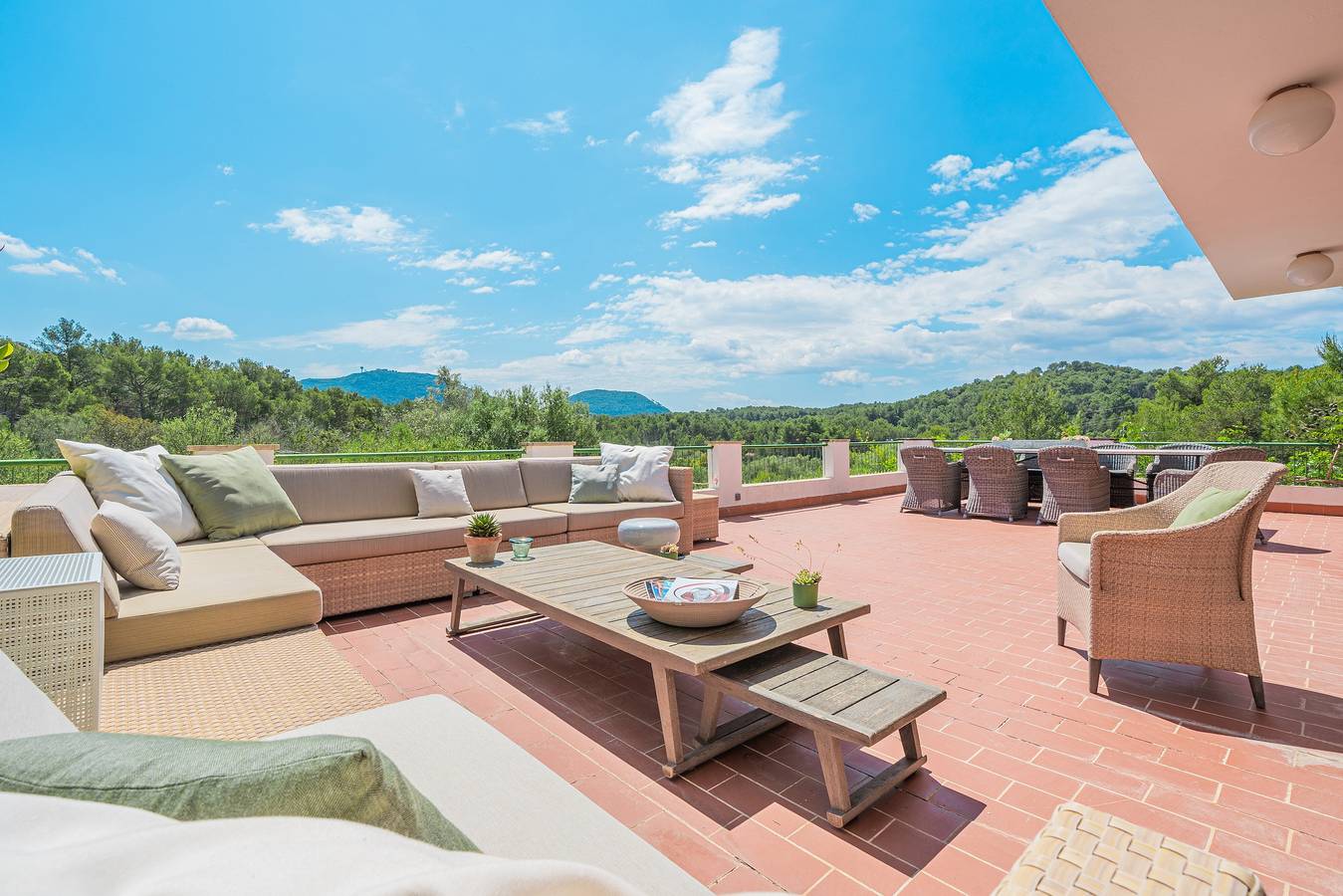 Villa 'Son Bibiloni' com vista para a montanha, terraço privado e acesso Wi-Fi in Algaida, Maiorca Centro