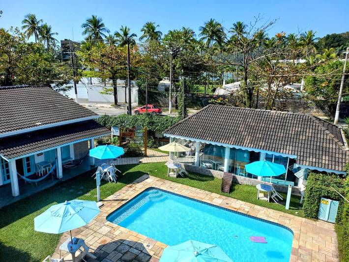 Pousadas para 2 pessoas, com terraço e jardim e ainda piscina no Guarujá