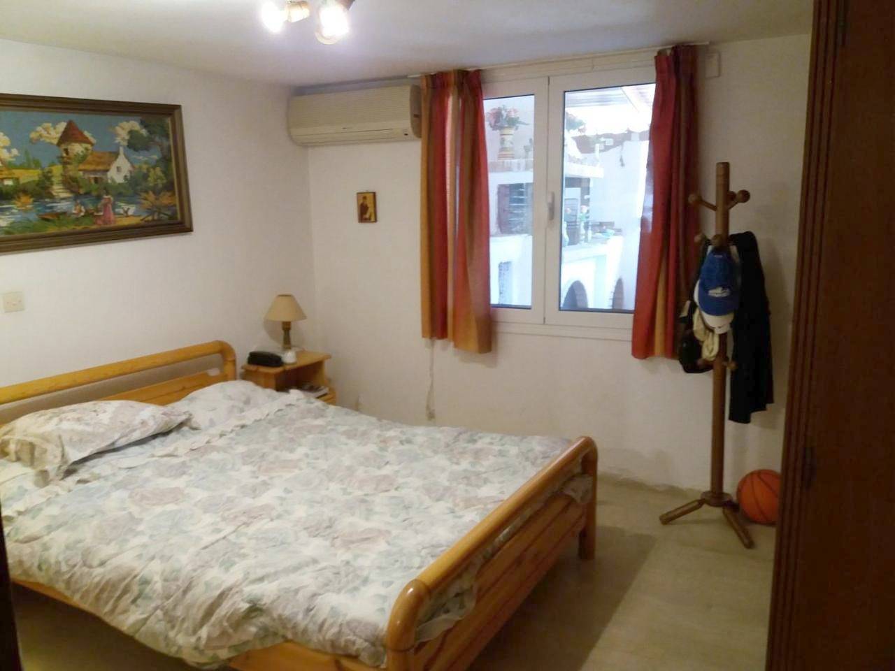 Aliki House in Porto Rafti, Markopoulo-Mesogaia