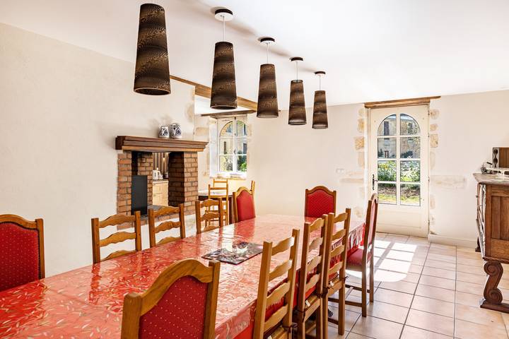 Gîte de Cercigny con terraza privada, Wi-Fi y aire acondicionado in Vivonne, Vienne