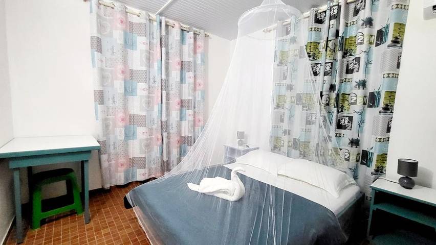 Location de vacances pour 7 personnes, avec vue et jardin à Vieux-Habitants - 4