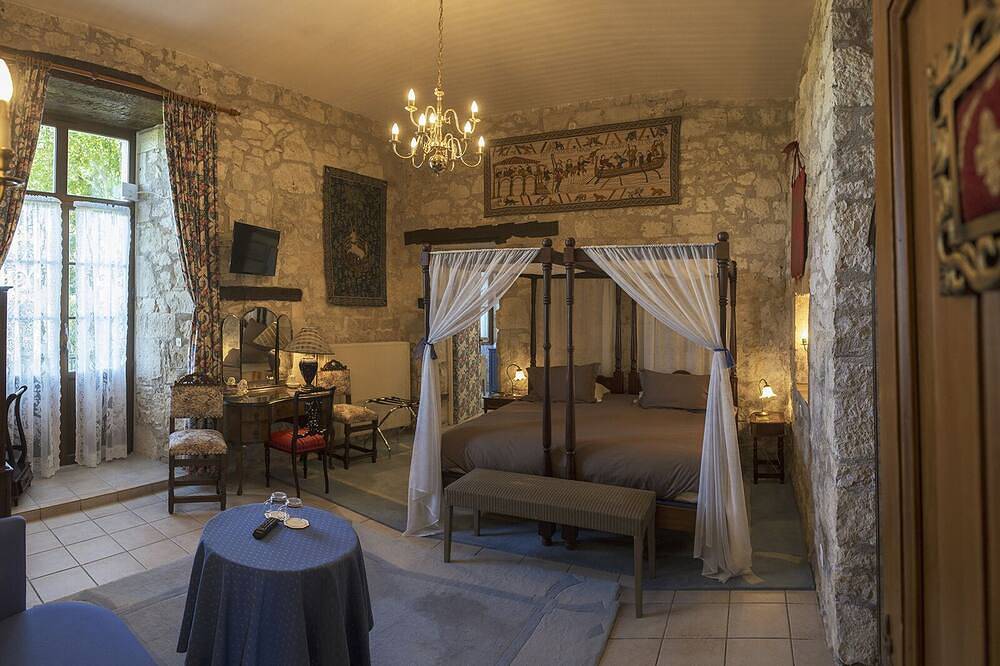 ⭐Chateau de Scandaillac 10 chambres 13ème Cen. Château in Saint-Eutrope-de-Born, Région de Villeneuve-sur-Lot