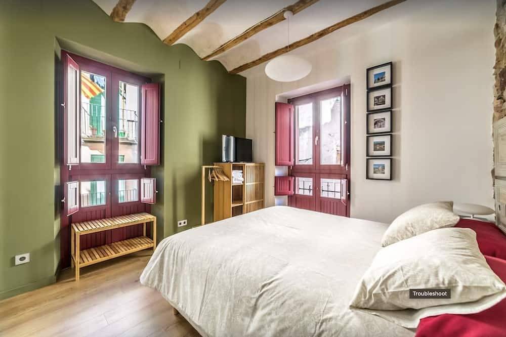 Preciosa casa restaurada en el corazón de Prades in Prades, Baix Camp