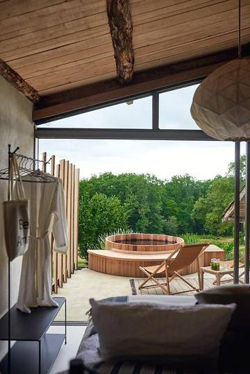 Maison d’hôte pour 4 personnes, avec jacuzzi ainsi que piscine et jardin dans Alan
