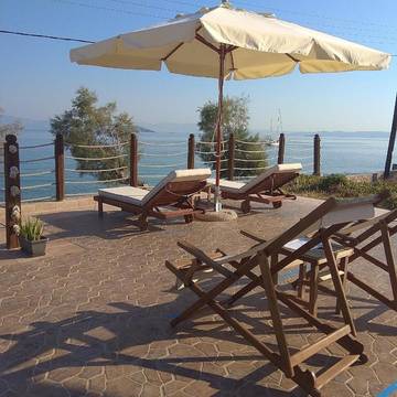 Gîte pour 2 personnes, avec terrasse dans Agistri