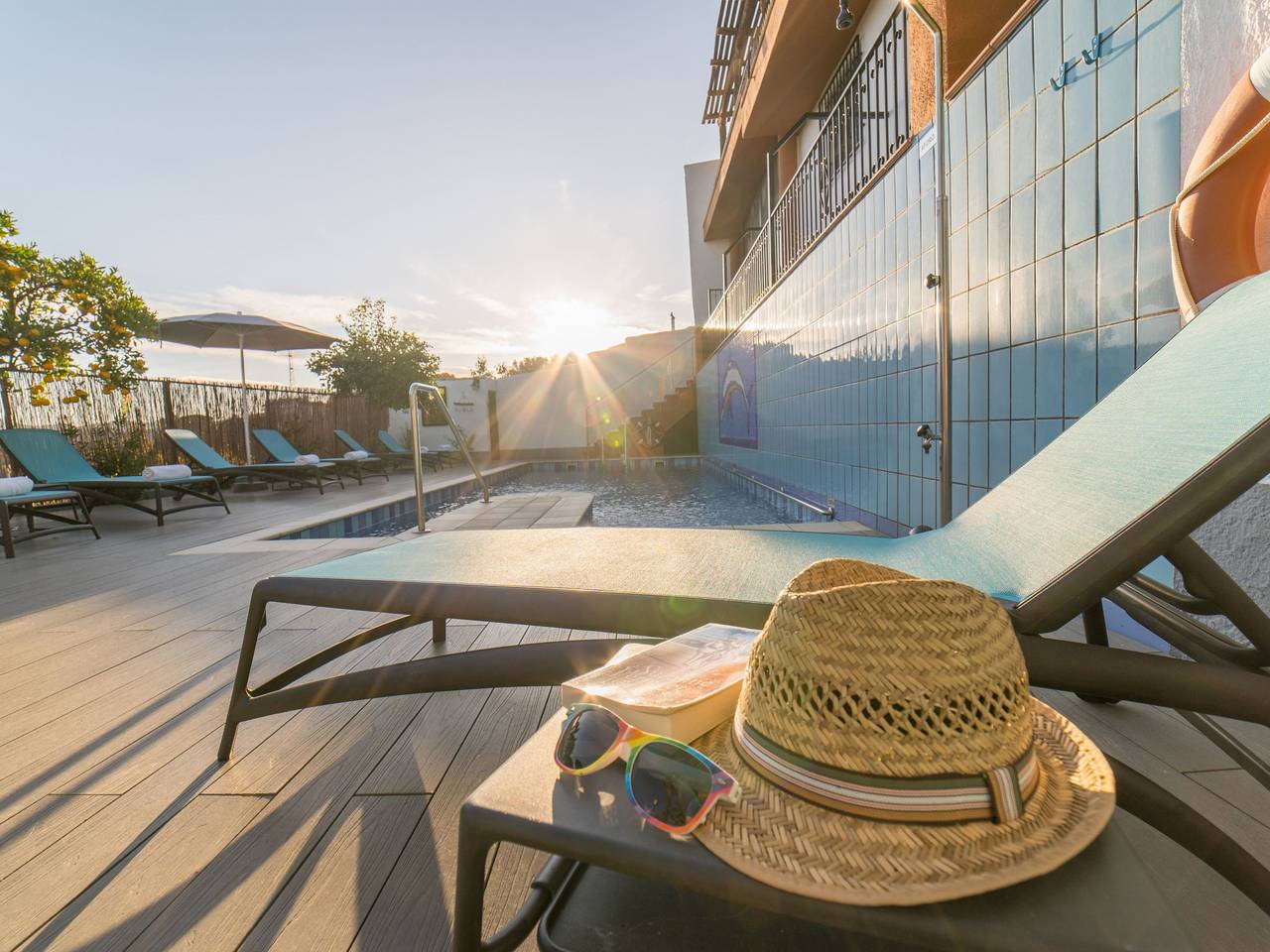 Appartement moderne avec piscine, parking et Internet près d'une rivière et d'un café-bar in Dúrcal, Province de Grenade