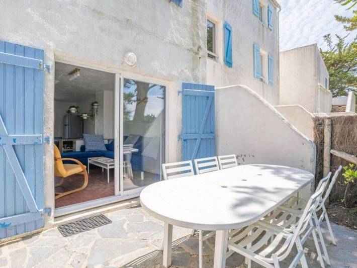 Location de vacances pour 8 personnes, avec jardin dans Plage des sables d'or - 2