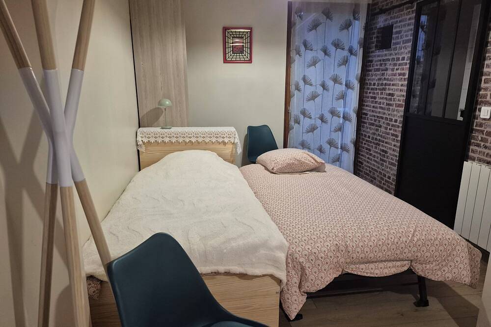 Apartamento entero, Complete apartment at the foot of the Dovecote Pets welcome in Culoz, Belley