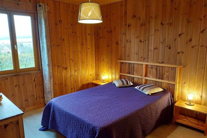 Gîte pour 5 personnes, avec terrasse et jardin, animaux acceptés à Le Malzieu-Forain - 4