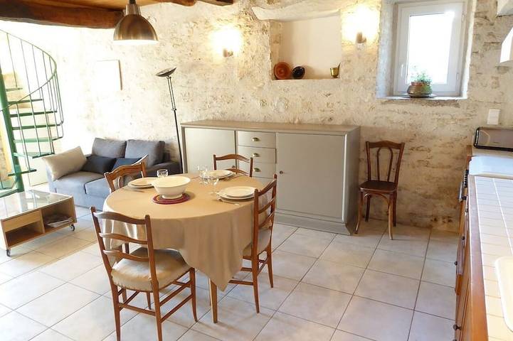 Gîte pour 3 personnes, avec terrasse et jardin à Saint-Martin-Labouval - 4