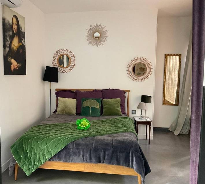 Chambre d’hôte pour 5 personnes, avec jardin ainsi que piscine et vue, adapté aux familles à Narbonne - 4