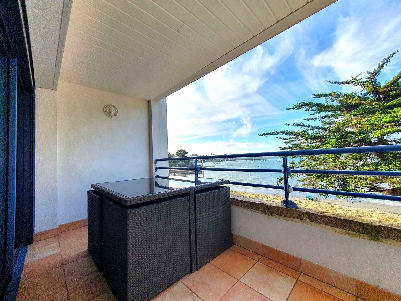 Entire apartment, Breathtaking View of the Gulf Entrance in Arzon, Côte des Mégalithes