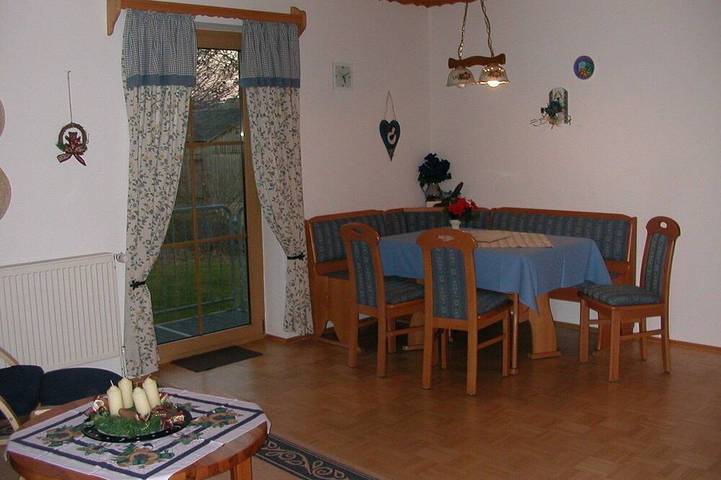 Ferienwohnung für 4 Personen, mit Balkon und Garten