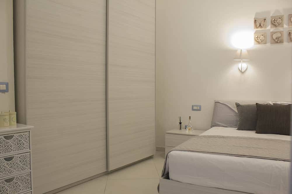 Appartement entier, La Casetta, centrally located renovated apartment in Villanova (Sardinia), Cagliari