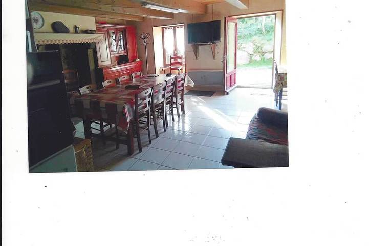 Holiday home for 12 people, with hot tub and garden - 1