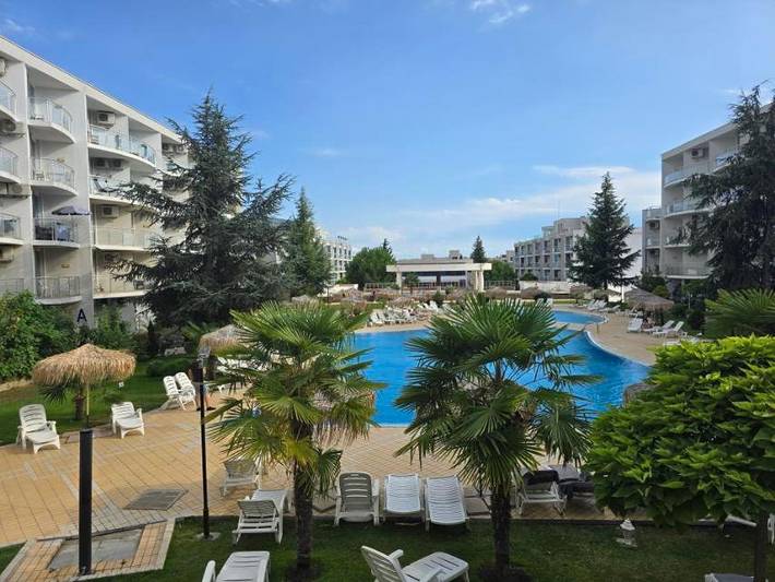 Apartament wakacyjny dla 3 osób, z Balkon i Jacuzzi oraz Taras i Basen w Burgas