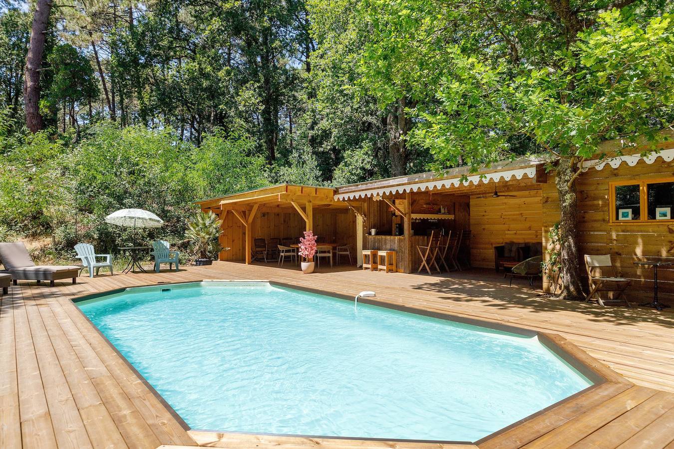 Chalet 'Cap Ferret Villa Grand Bois' with Private Pool, Terrace, and Garden in Petit Piquey, Lège-Cap-Ferret