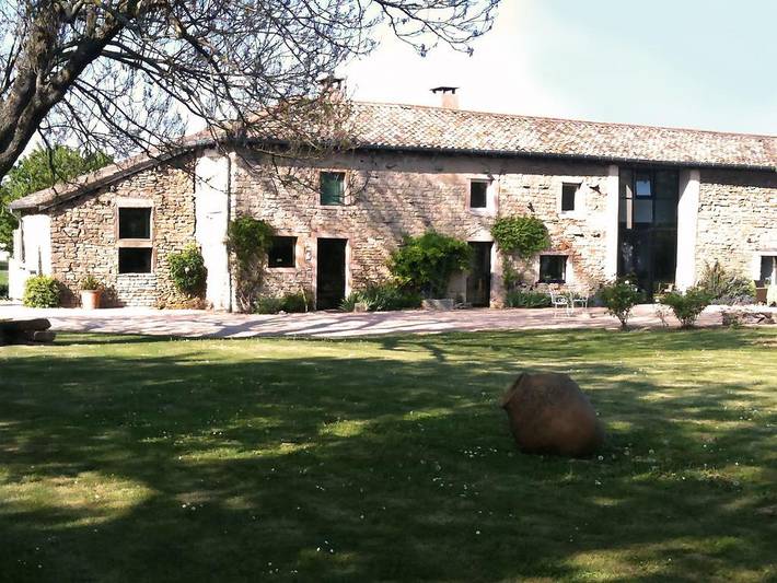 Chambre d’hôte pour 2 personnes, avec jardin et piscine