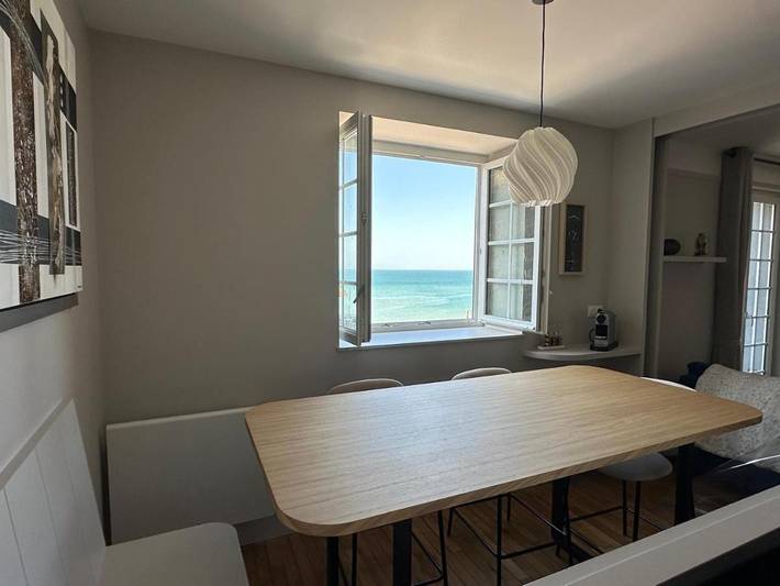 Gîte pour 6 personnes, avec vue et balcon dans Casino Club Granville