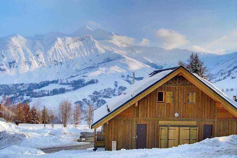 Entire apartment, Travelski home classic - La Fontaine du Roi in Saint-Jean-d'Arves, Saint-Jean-de-Maurienne region
