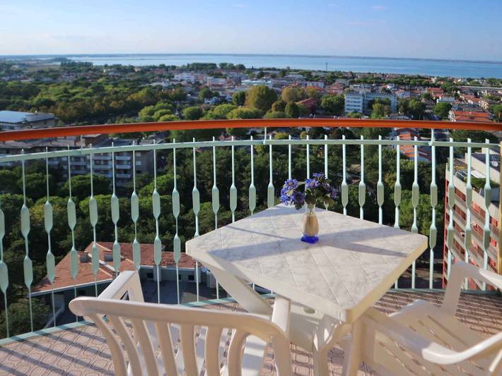 Ferienwohnung für 2 Personen, mit Balkon in Italien