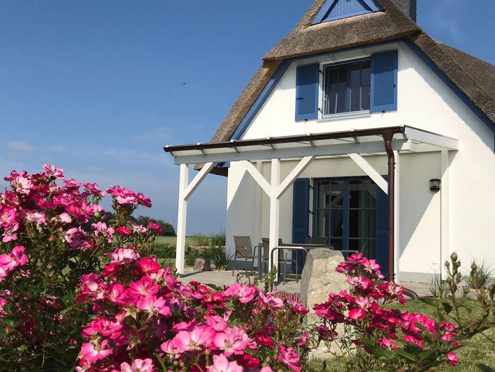 Ferienhaus für 4 Personen, mit Terrasse und Garten sowie Seeblick, mit Haustier in Zierow