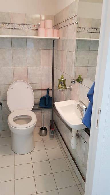 Appartement entier, Two-Bedroom Apartment in La Ferté-Bernard, Sarthe