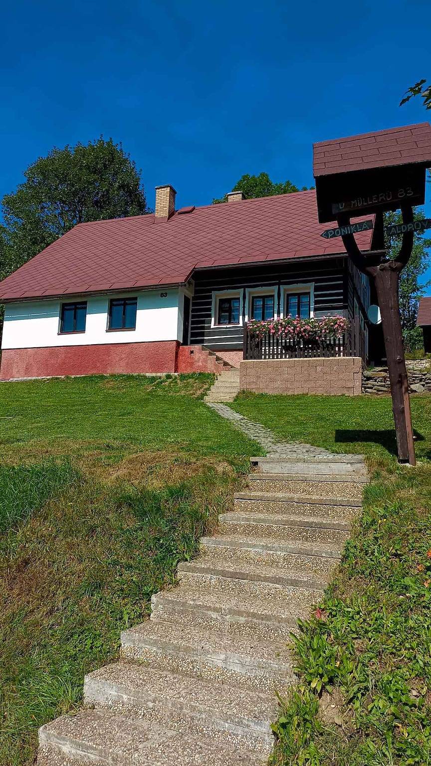 Casa vacanze con sauna e panorama sui Monti dei Giganti  in Jestrabi v Krkonosich, Monti dei Giganti