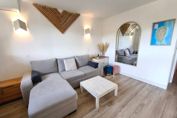 Gîte pour 4 personnes, avec Balcon et Piscine à Grosseto-Prugna - 3