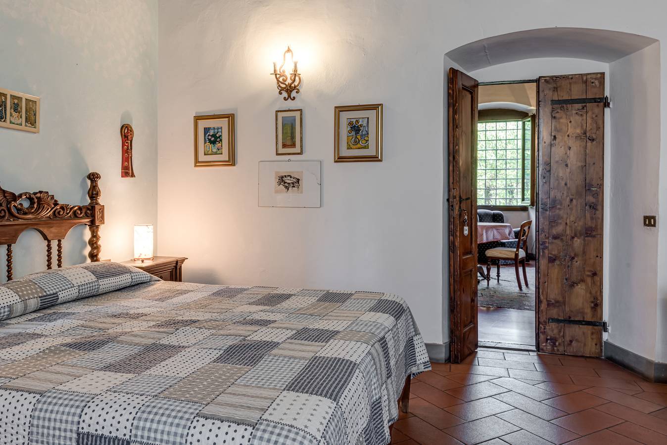 Room 'La Casa Di Piero Pesce Ricco' with Shared Garden and Wi-Fi in Gavinana Galluzzo, Florence