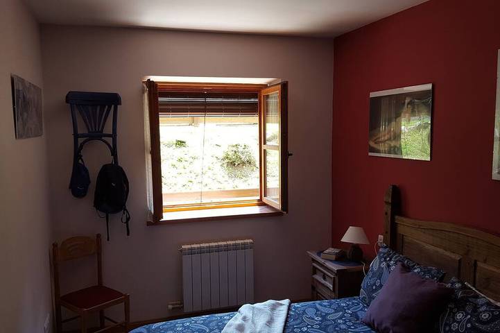 Ganze Wohnung, Magie Pyrenees, Ferienwohnung in Linsoles, Valle de Benasque mit Pool und WIFI in Cerler, Benasque