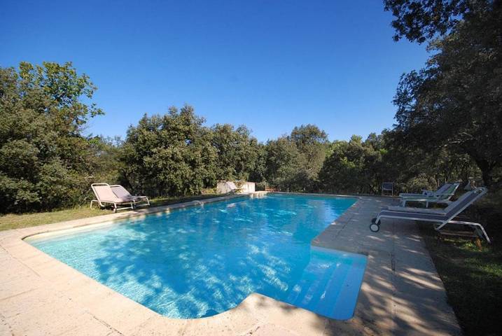 Chambre d’hôte pour 2 personnes, avec jardin et piscine dans les Bouches-du-Rhône - 3