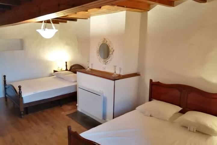 Location de vacances pour 9 personnes, avec jacuzzi à Soueix-Rogalle - 2