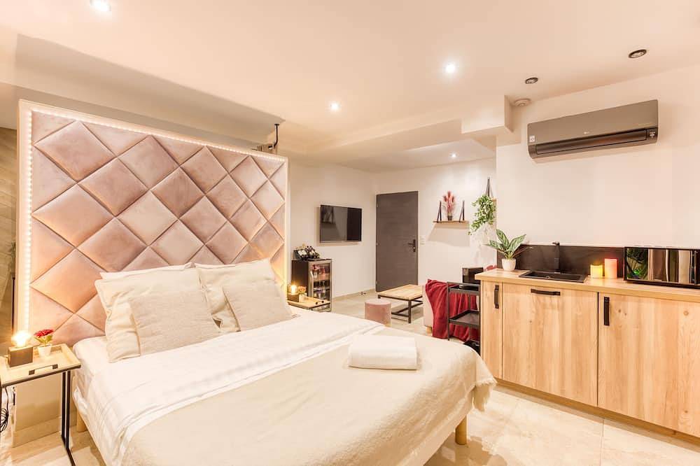 Apartamento entero, Suite Wood Love & Spa - 4P Private Sauna and Jacuzzi in Coupvray, Sena y Marne