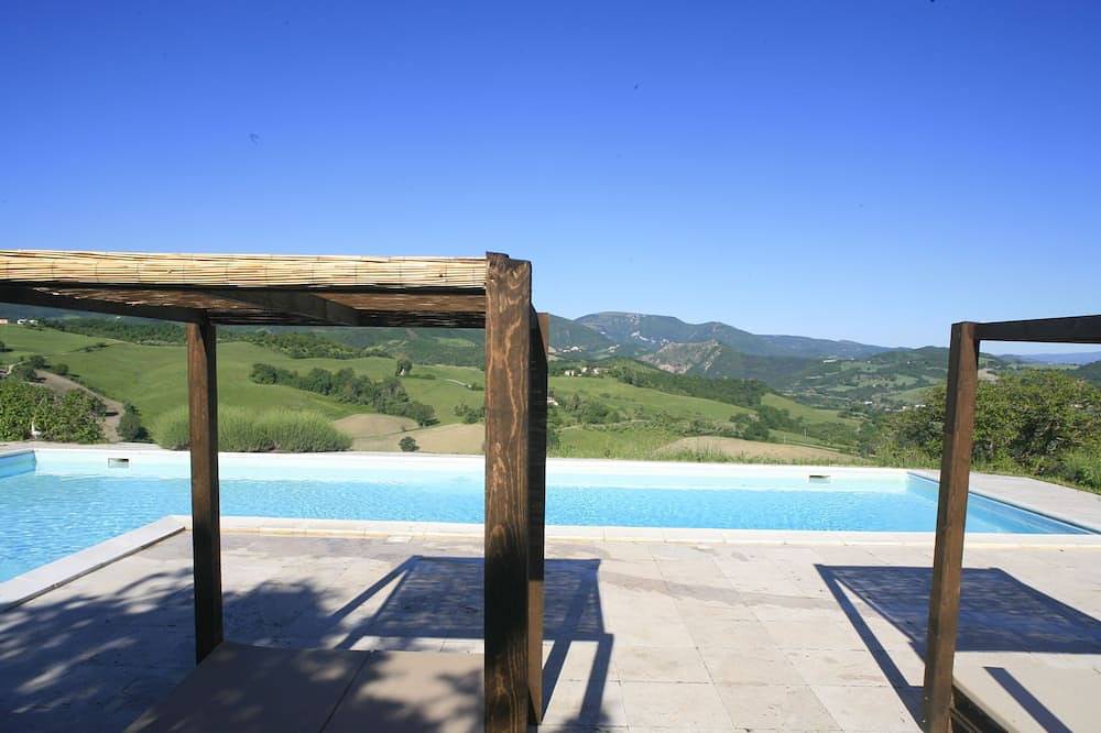 Ganze Wohnung, Wohnung mit Pool in der Nähe von Urbino / Gubbio / Meer-10% bis Dezember 2019 in Cagli, Valle del Metauro