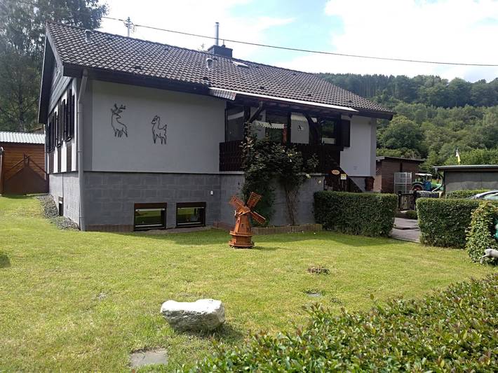 Ferienwohnung für 2 Personen, mit Garten, kinderfreundlich in Thalfang am Erbeskopf