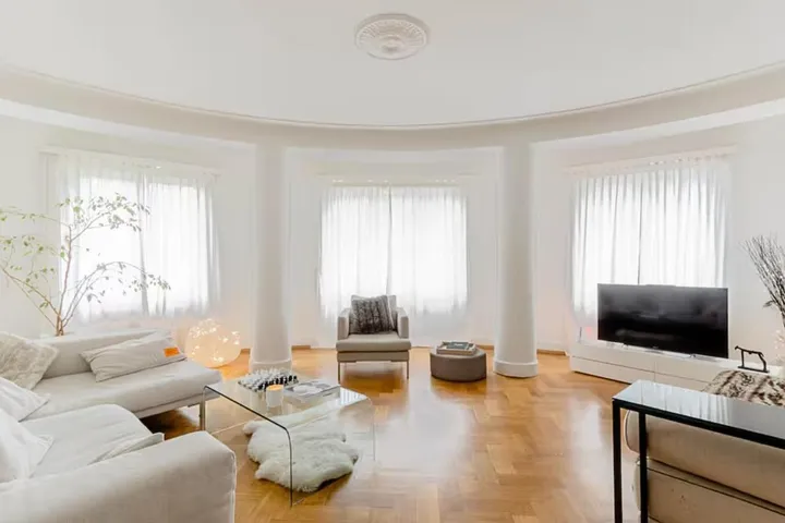 Holiday apartment for 13 people, with balcony - 1