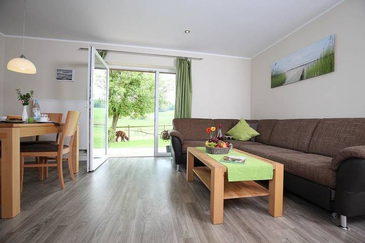 Ganze Ferienwohnung, Ferienwohnung "Sperling" für 4 Personen, Eg in Schönbach, Vulkaneifel