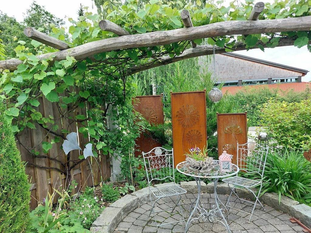 Ferienwohnung mit 1 Schlafzimmer in Neuhausen ob Eck, Landkreis Tuttlingen
